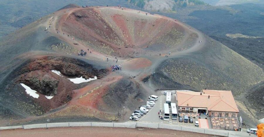 Etna Tour by Panoramic Bus - Nicolosi in two short pauses