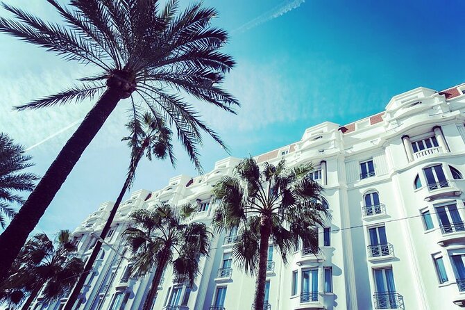 Explore Cannes Countryside in Style with our Classic Bus Tours! - What the guide adds to a short outing