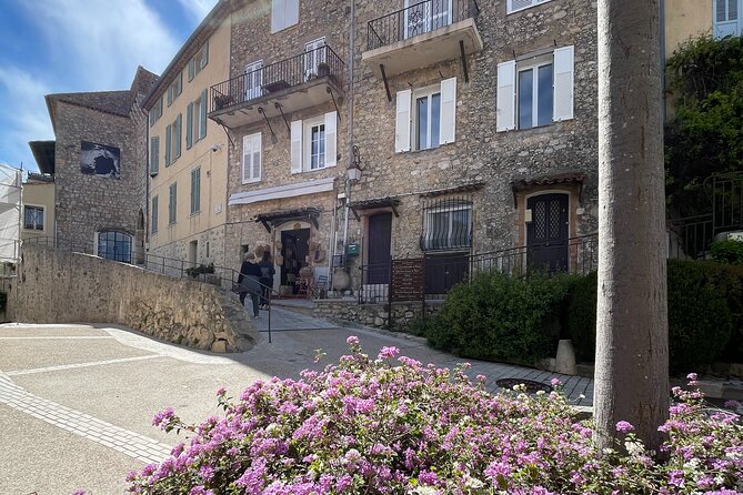 Explore Cannes Countryside in Style with our Classic Bus Tours! - Mougins old town in one focused hour
