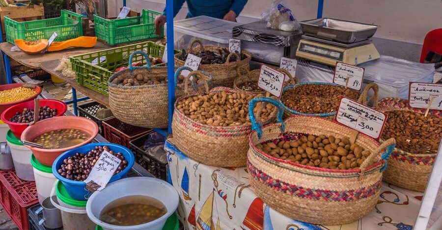 From Algarve Coast: Day Trip by Bus to Loule Market - How Much Time You Really Have