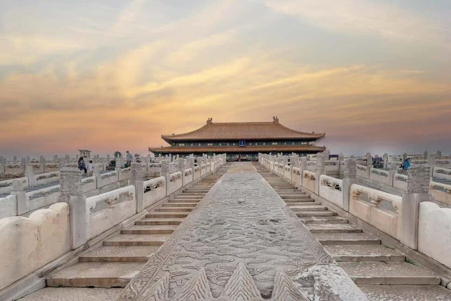 From Beijing: Mutianyu Great Wall and Summer Palace Bus Tour - Who should book this tour?