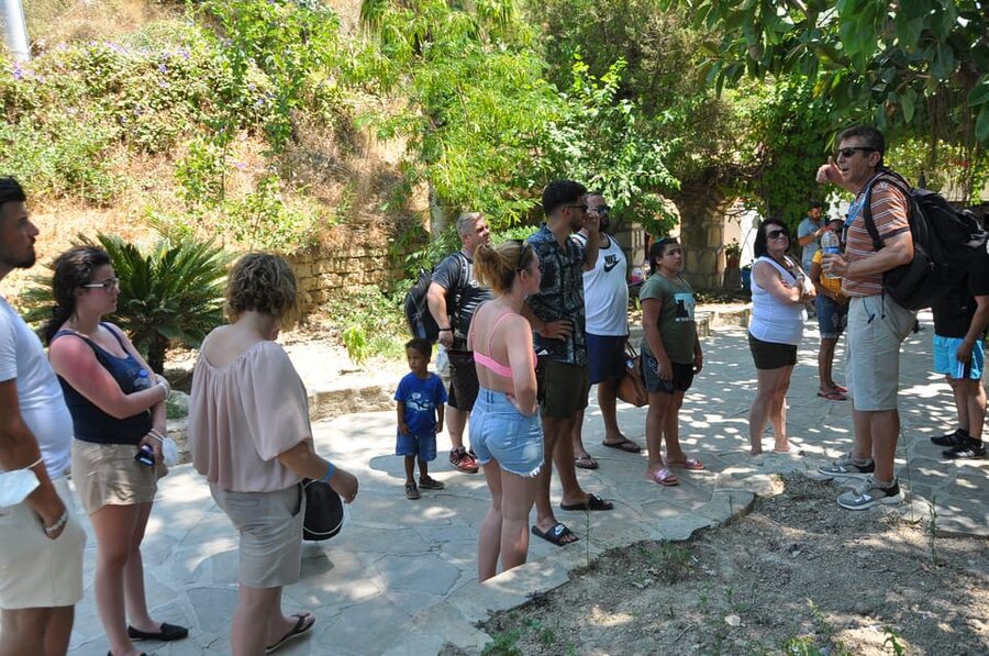 From City of Side: Cabrio Bus Safari & Boat Tour with Lunch - The mosque and short cultural stops