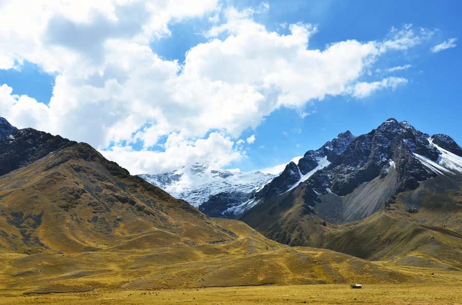 From Cusco: Full-Day Touristic Bus to Puno with Guided Tours - Andahuaylillas and the Sistine Chapel of the Andes