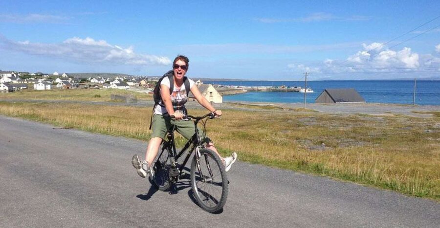 From Doolin: Day Trip to Inisheer with Bike or Bus Tour - Key points to know before you book