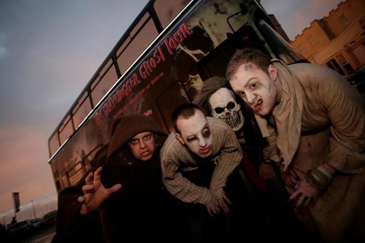 From Dublin: Gravedigger Ghost Bus Tour - The Gravediggers Pub and the complimentary drink