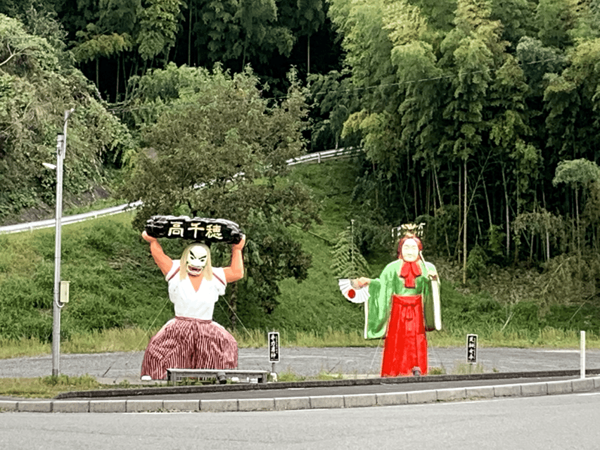 From Fukuoka: Mythical "Takachiho" Day Trip by PRIVATE Bus - Takachiho Gorge from 12:30 to 2:30 PM