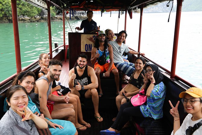 From Hanoi: 2D1N Ha Long Bay Deluxe Cruise with Bus Limousine - Sunrise and Tai Chi on the second morning
