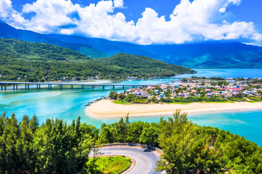 From Hue: Hoi An Guided Bus Tour with 4 Scenic Stops - Marble Mountains packs caves and temples into 65 minutes