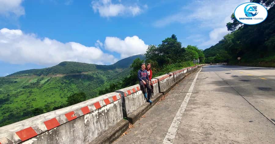 From Hue: Hoi An Guided Bus Tour with 4 Sightseeing Stops - Lang Co Beach gives you time to slow down