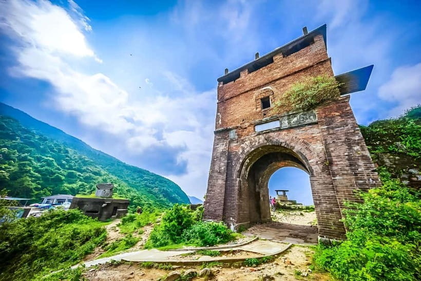 From Hue: HUE – HOI AN BUS TOUR - 8:00 to 8:30 Pickup in Hue