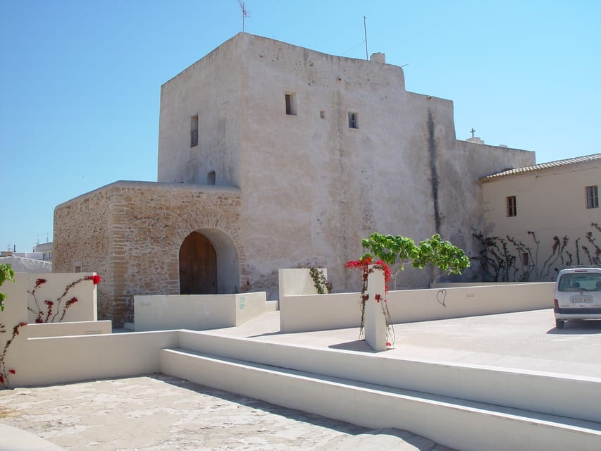 From Ibiza: Ferry and Guided Bus Excursion in Formentera - Key points to know before you book