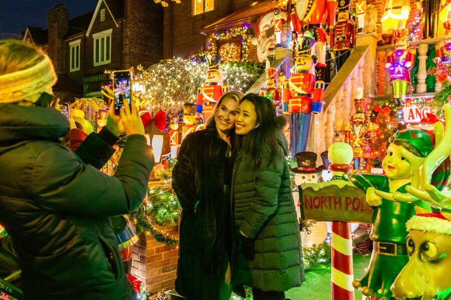 From Manhattan: 4-Hour Dyker Heights Holiday Lights Bus Tour - Is $63 a fair price?