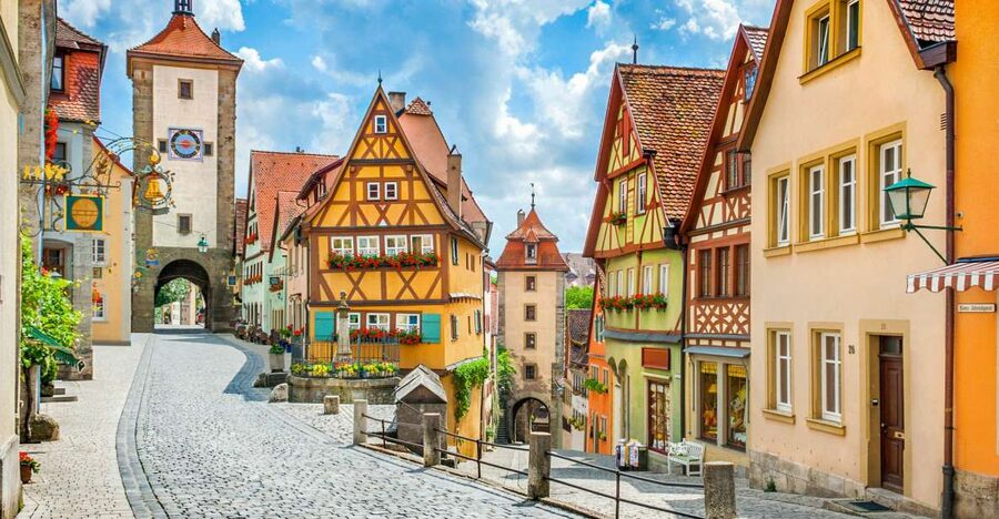 From Munich: Rothenburg and Romantic Road Day Trip by Bus - The ride through Bavaria