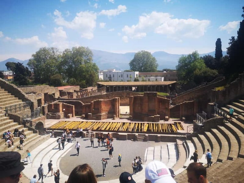 From Naples: Pompeii and Vesuvius by Bus - Why this pairing works so well