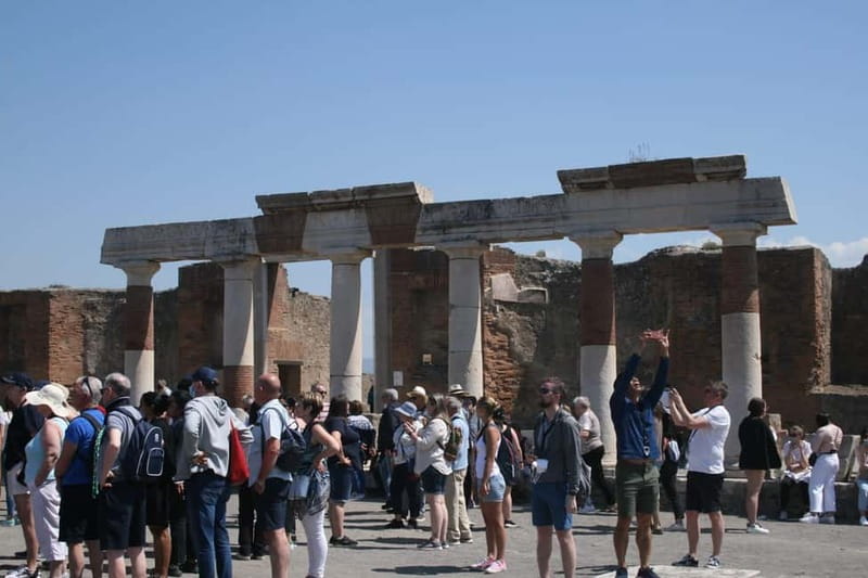From Naples: Pompeii and Vesuvius by Bus - The volcanic road to Mount Vesuvius