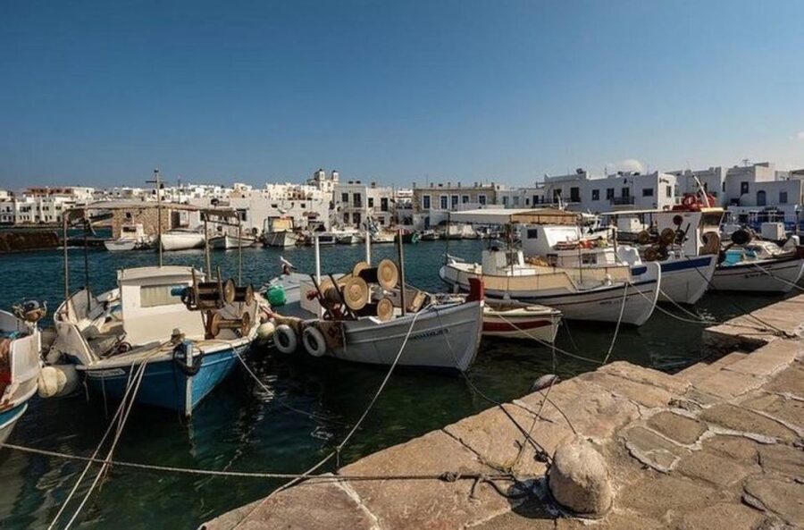 From Paros: Paros Island Bus Tour and Boat Trip to Antiparos - Why this Paros tour works well in one day