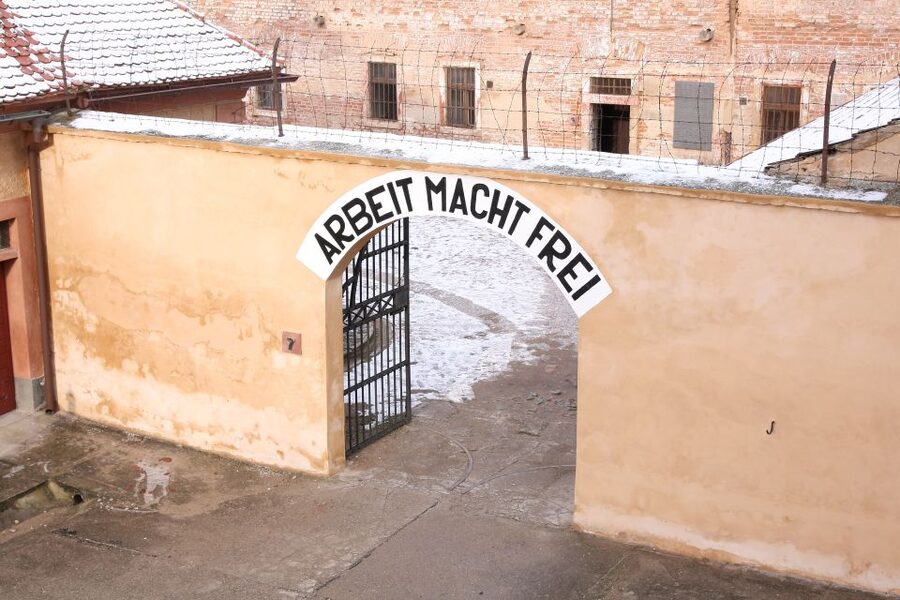 From Prague: All-inclusive Bus Tour to Terezin Memorial - The Ghetto Museum and the first look at Terezin