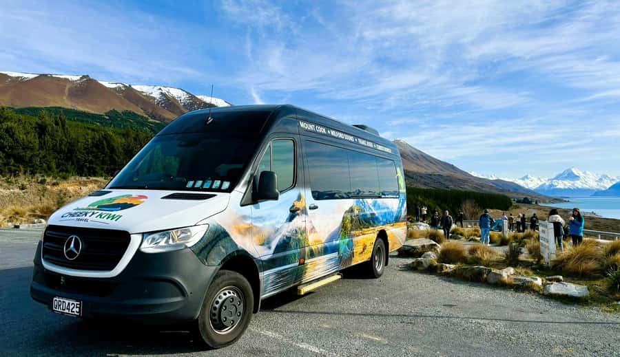 From Queenstown: Mount Cook Heli-Hike and Bus Tour Combo - Salmon, fruit, and the return to Queenstown