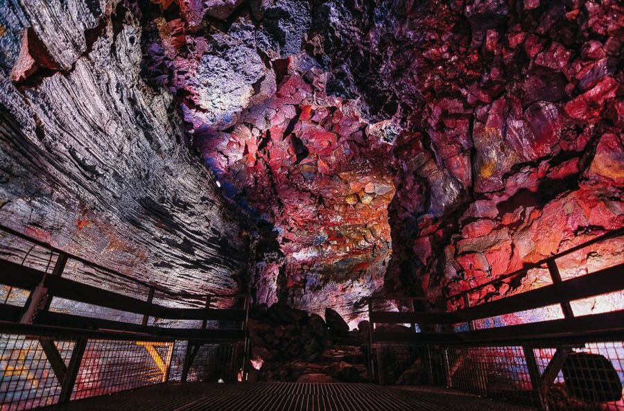 From Reykjavik: Raufarhólshellir Lava Tunnel by Bus - Key points to know before booking