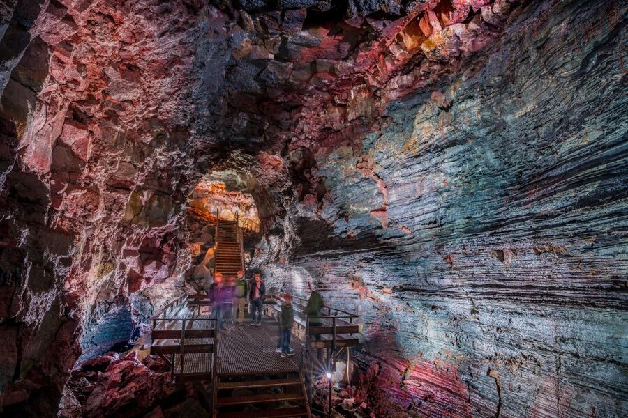 From Reykjavik: Raufarhólshellir Lava Tunnel by Bus - The moment the lights go out