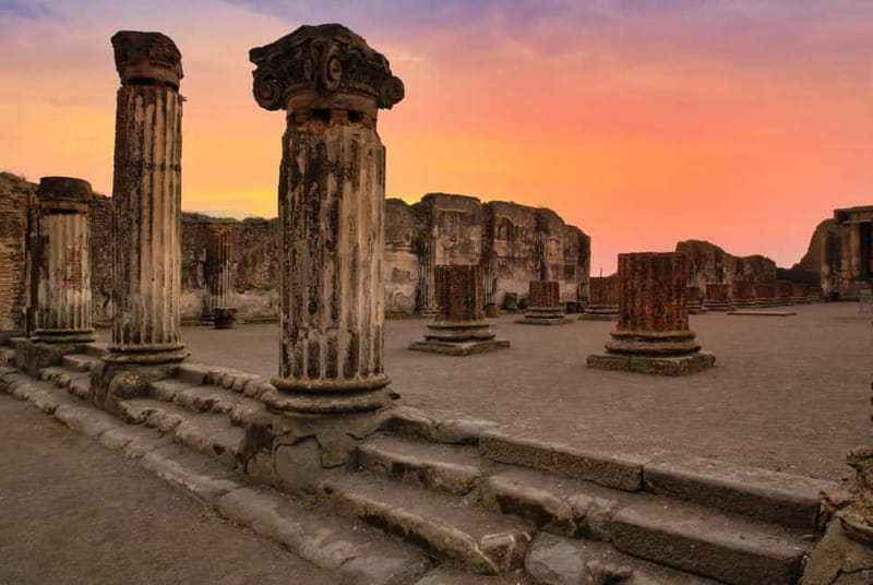From Rome: Pompei & Sorrento| Expert Guide and Exclusive Bus - Key points at a glance