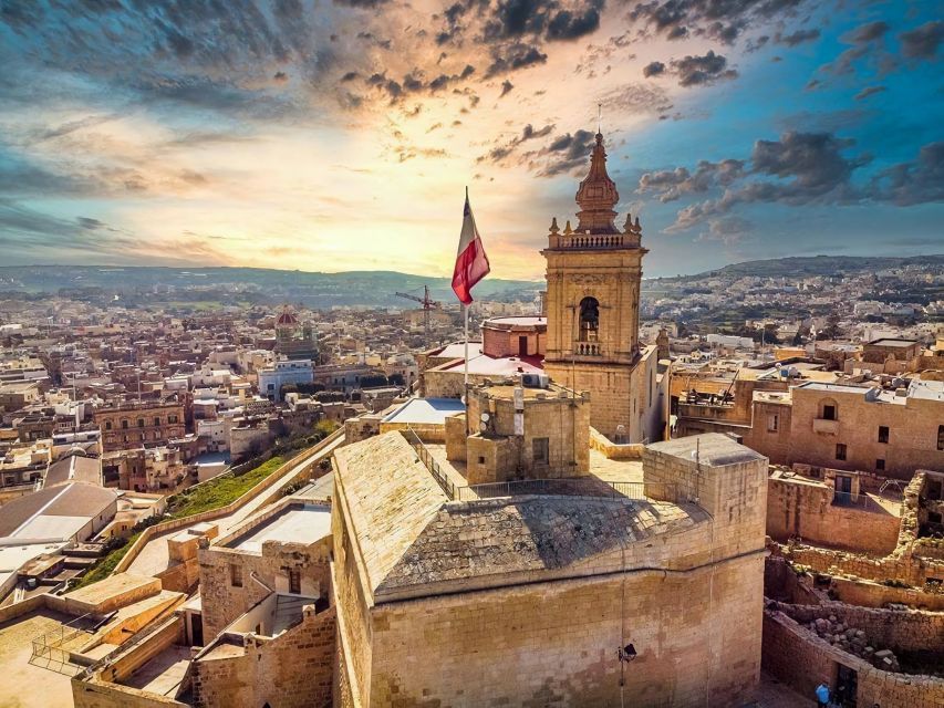 From Sliema: Gozo, Comino & The Blue Lagoon Boat & Bus Tour - The Sliema departure and the northbound cruise