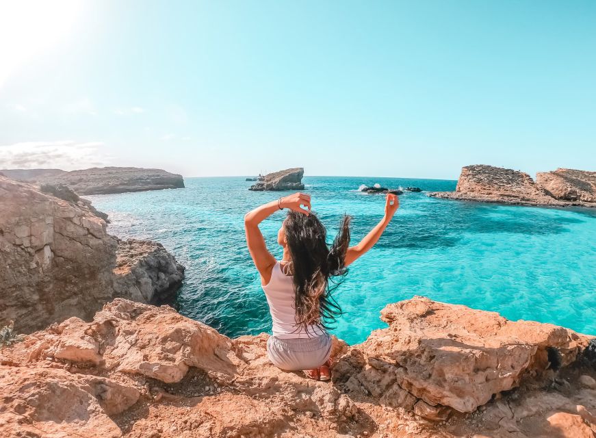 From Sliema: Gozo, Comino & The Blue Lagoon Boat & Bus Tour - Sailing toward Comino and the Blue Lagoon