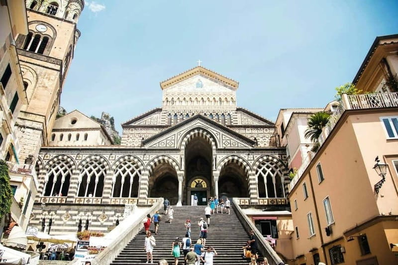 From Sorrento: Amalfi Coast Guided Bus Tour and Ferry Ride - The coastal road toward Positano