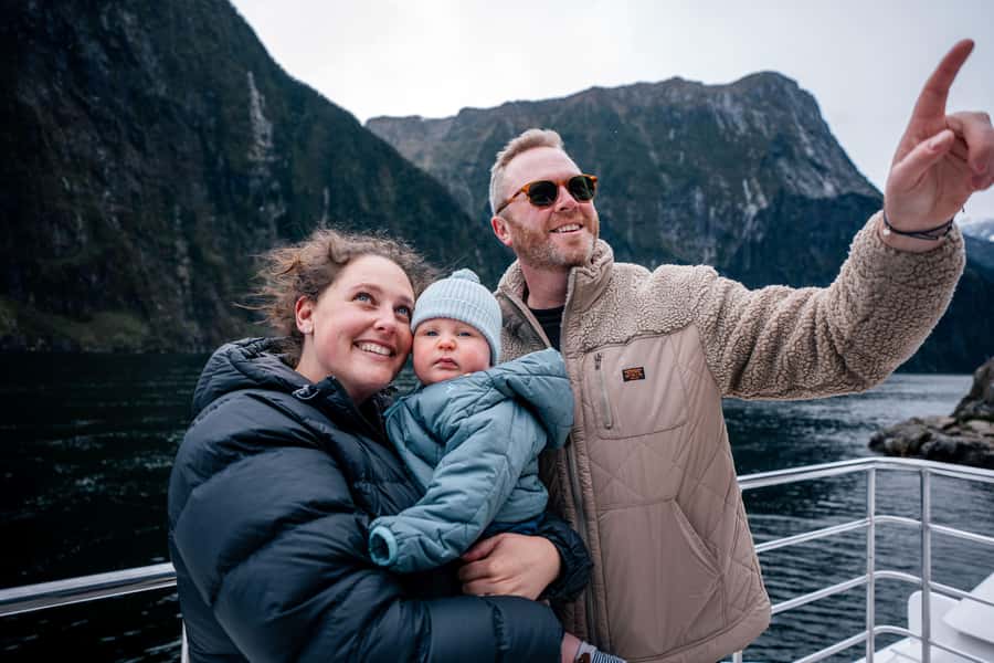 From Te Anau: Milford Sound Coach Tour and Cruise - Waterfalls, rainforest, and wildlife from the water