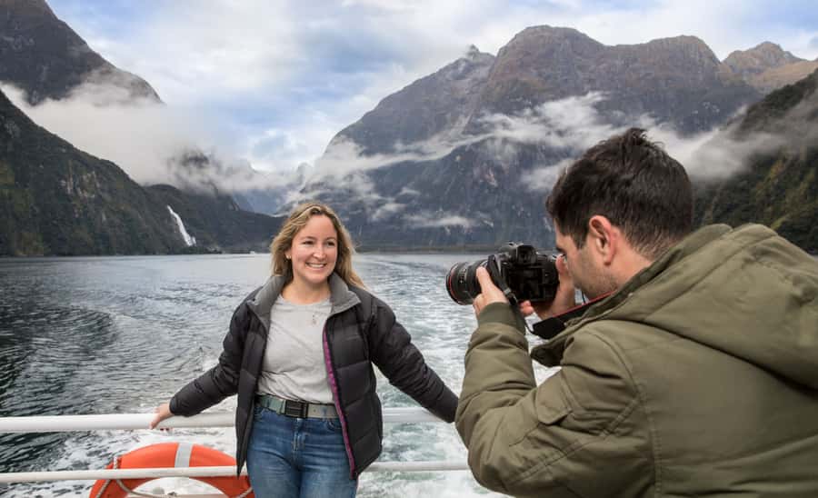 From Te Anau: Milford Sound Cruise & Glass-Roof Coach Tour - Through the 1.2-kilometre Homer Tunnel