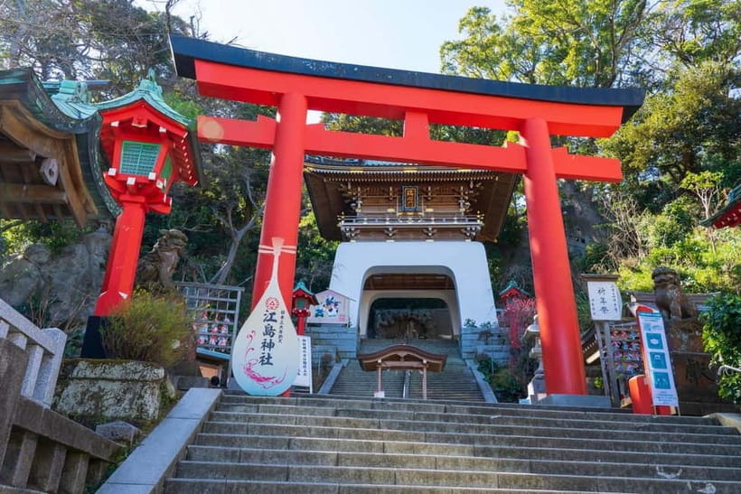 From Tokyo: Kamakura, Great Buddha, and Enoshima Bus Tour - Time, walking, lunch, and the real value of $75