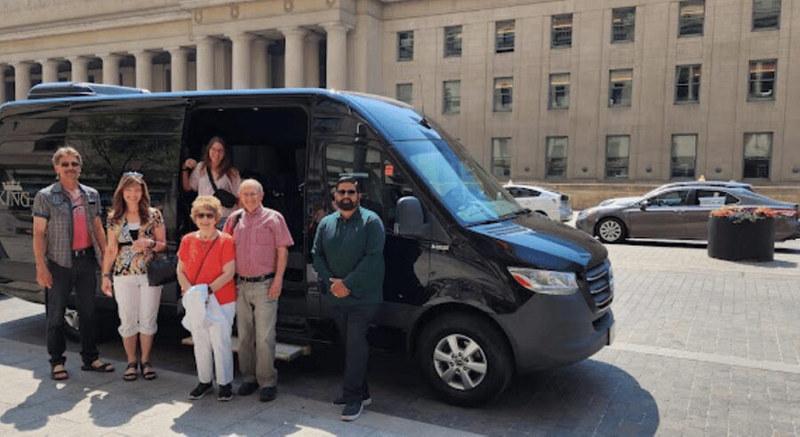From Toronto: Niagara Falls Bus Tour with Boat Cruise - The shared bus format and what it means for your day