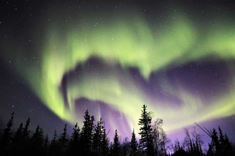 From Yellowknife: Northern Lights Bus Tour with Photos - The photography: a real value at $72