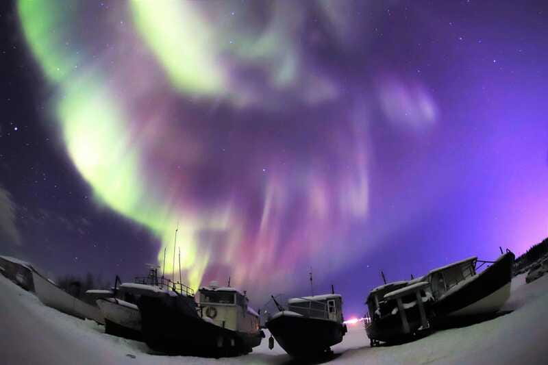 From Yellowknife: Northern Lights Bus Tour with Photos - Who should book this Yellowknife aurora tour?