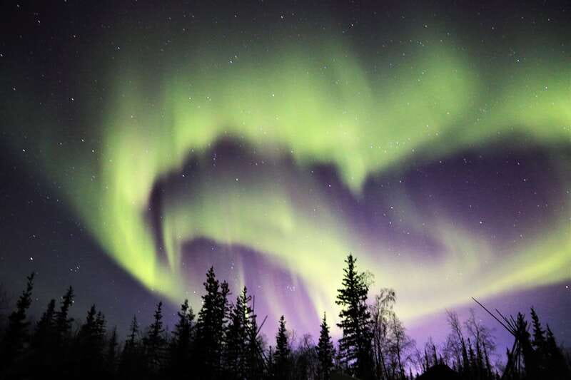 From Yellowknife: Northern Lights Bus Tour with Photos - Stop one: getting your eyes used to the dark