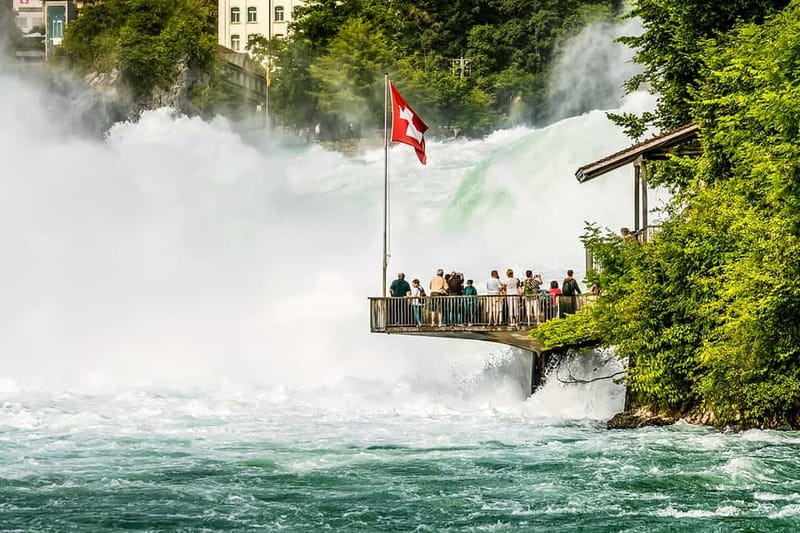 From Zurich: Rhine Falls Coach Tour with Entry Tickets - Schaffhausen and the Munot Fortress