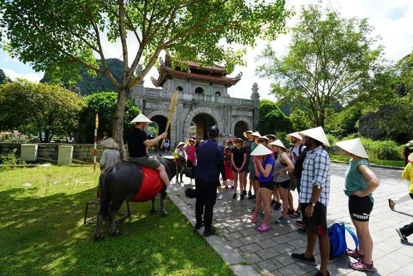 Full Day Hoa Lu - Tam Coc - Mua Cave/Buffet/Tour Guide/Bus - Hoa Lu and Vietnam’s first dynasties