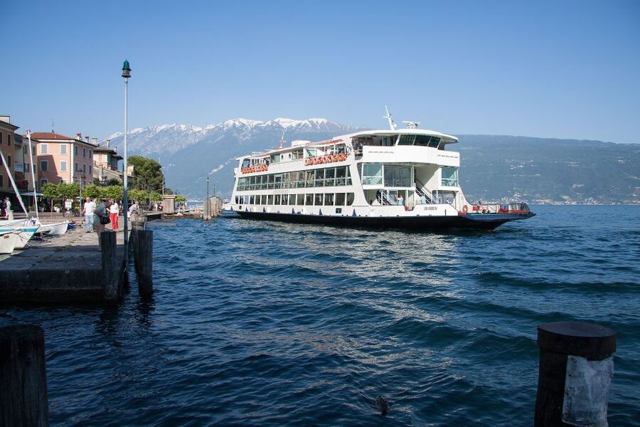 Full-Day Lake Garda Tour: Bus & Public Boat with Guide - Practical advice before you book