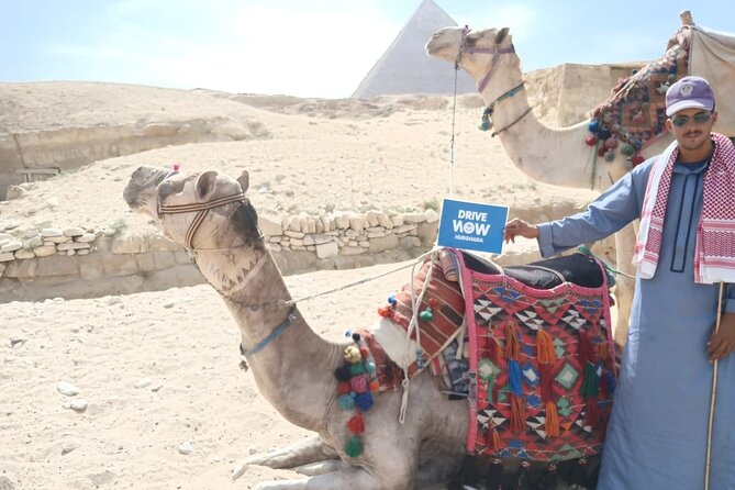 Full day to Cairo from Hurghada by Bus (all inclusive) - One hour for bazaars near Giza