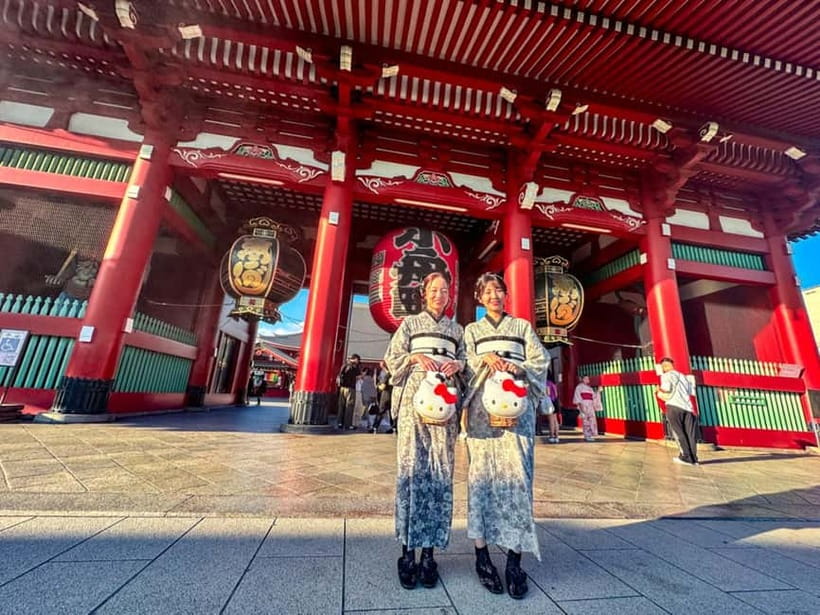 Full Tokyo: Meiji Shrine, Imperial Palace, Asakusa & Skytree - Shibuya Crossing from the coach