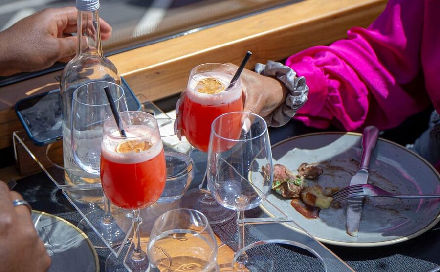 Gastronomic 6-course fine-dining dinner on Luxury London Bus - Should you book the London bus dinner?