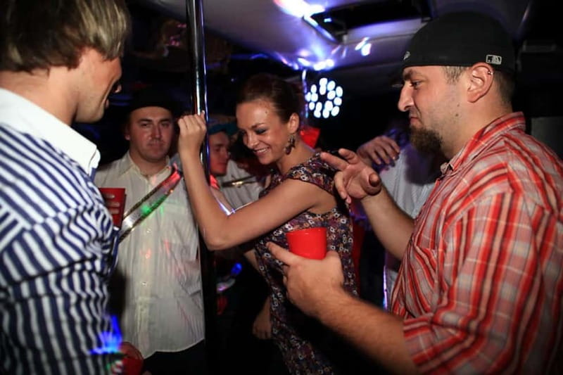 Gdańsk: 1-Hour Private Party Bus with Vodka Package - The one-hour route through Gdańsk, Sopot, and Gdynia