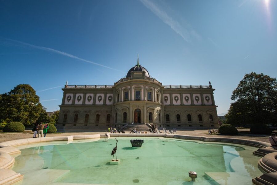 Geneva: Hop-on Hop-Off Bus & Scenic Mini-Train Tour - How to plan the day without rushing