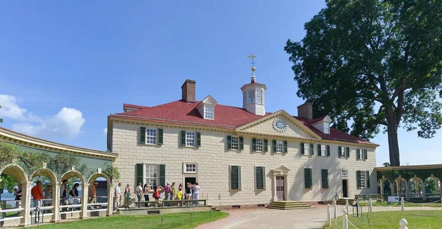 George Washington's Mount Vernon Tour & Old Town Alexandria - Arriving at George Washington’s estate