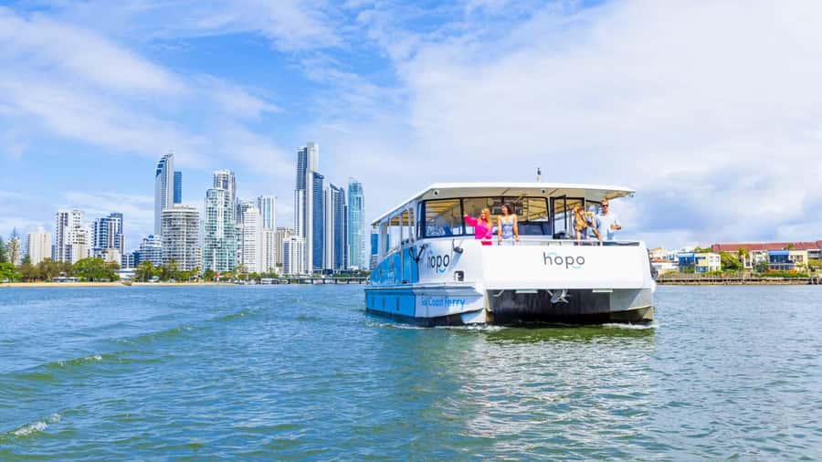 Gold Coast: Sightseeing Hop-on Hop-off Cruise - Key points at a glance