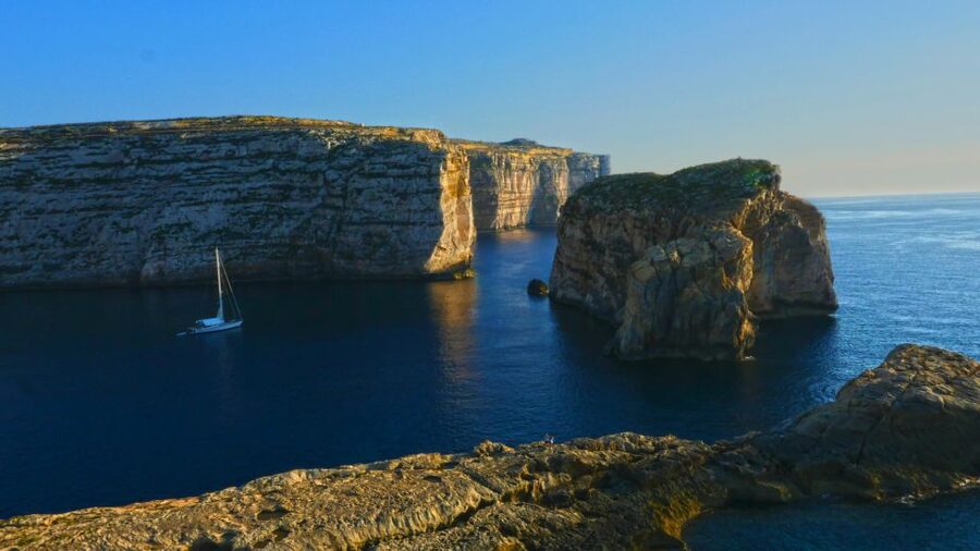 Gozo Day Pass Ferry and Hop-on Hop-off buses with audio Tour - Blue route: Marsalforn, Ġgantija, Ramla, and Nadur