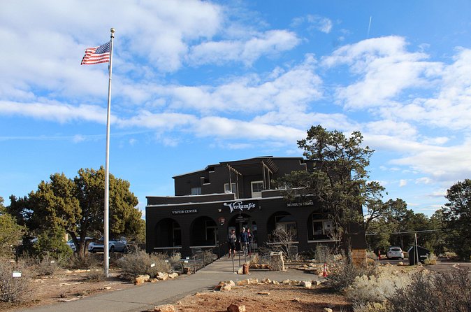 Grand Canyon National Park South Rim Bus Tour from Kingman - Hopi House and the value of a short cultural stop