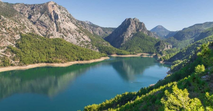Green Canyon by Cabrio Bus w/ Boat Tour & Lunch from Alanya - A short stop at the animal park