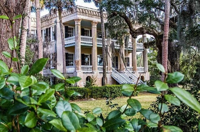 Guided Historical Bus and Boat Cruise Tour in Beaufort - Timing, Group Size, and Practical Fit