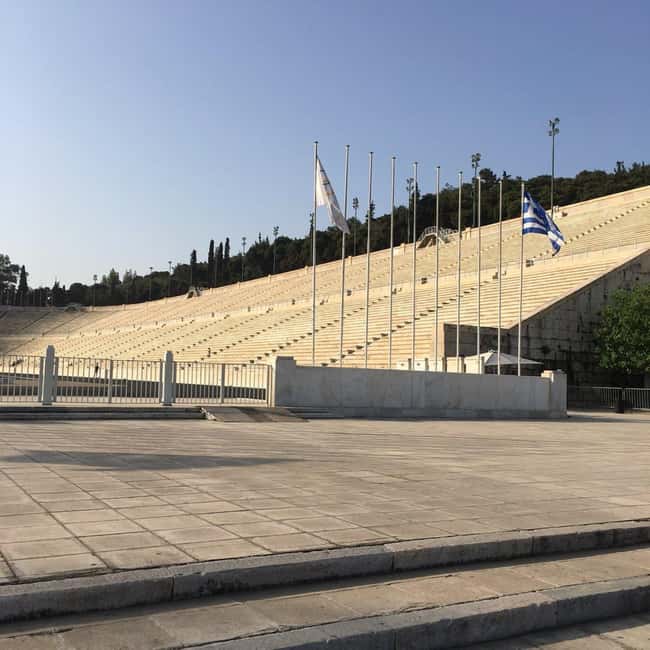 Guided walking tour of Acropolis with bus city tour - Who should book this tour